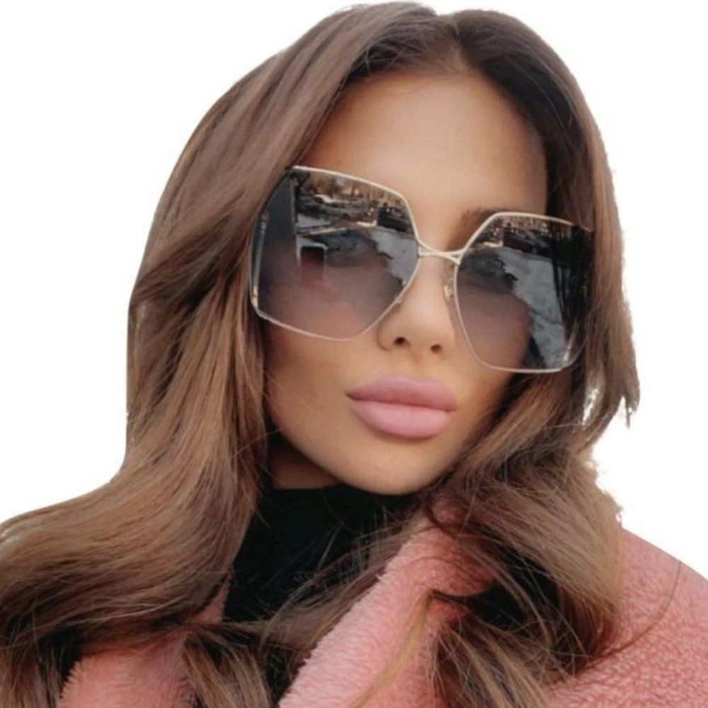 NEW Gucci Logo GG0817S 006 Gold Gray Geometric Oversized Metal Women Sunglasses - Picture 2 of 11